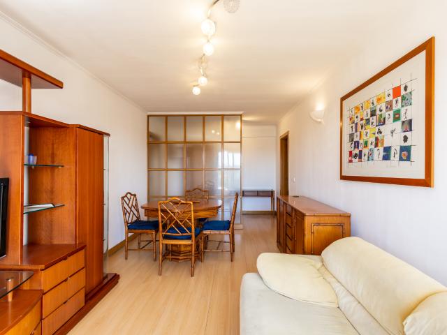 Apartamento alugar em Santa Clara, Lisboa