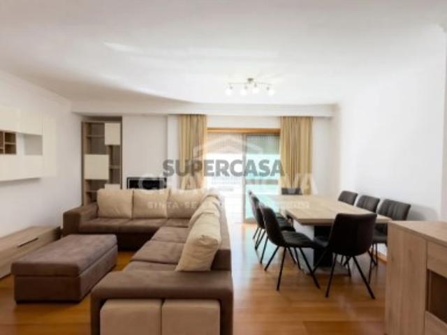 Casa venda em Oliveira do Douro, Vila Nova de Gaia