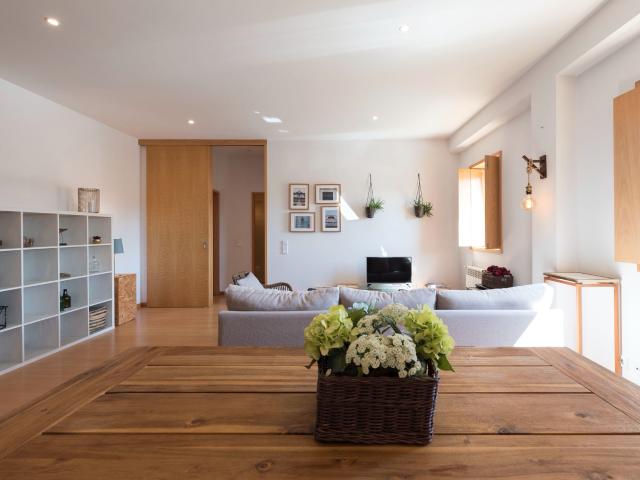Apartamento alugar em Passeio Alegre, Porto