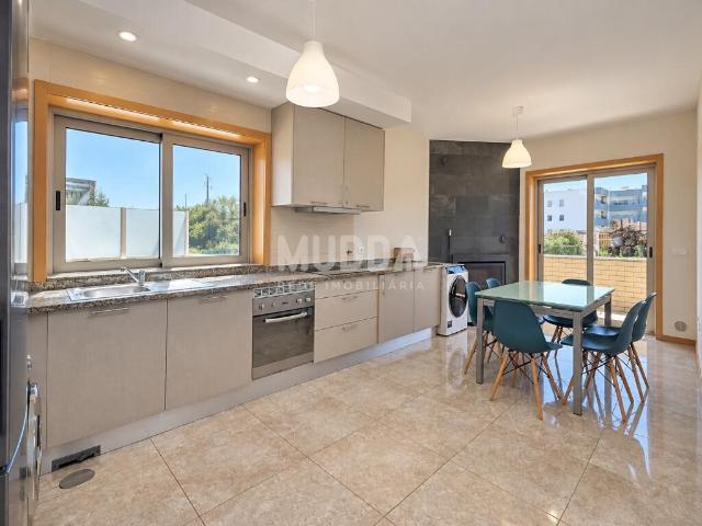 Apartamento alugar em Loureiro, Oliveira de Azeméis