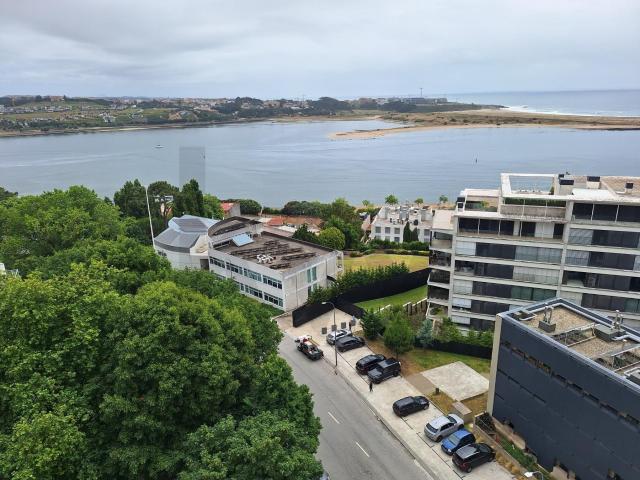 Apartamento alugar em Porto, Lordelo Do Ouro