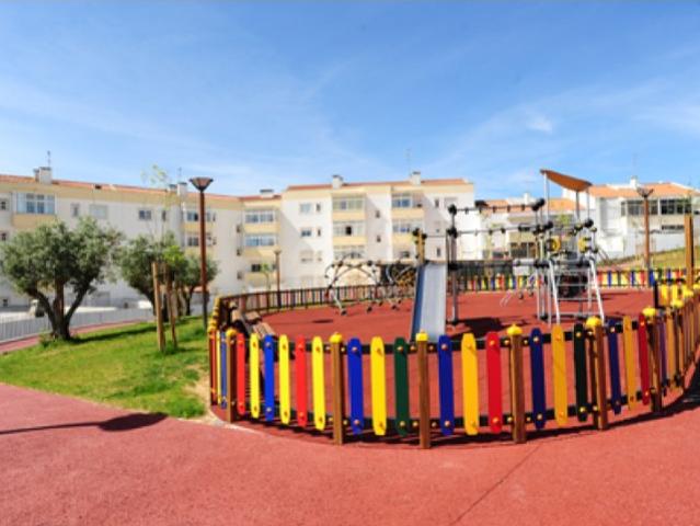 Apartamento alugar em Almada, Setúbal