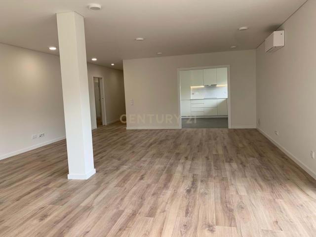 Apartamento venda em Santa Clara, Lisboa