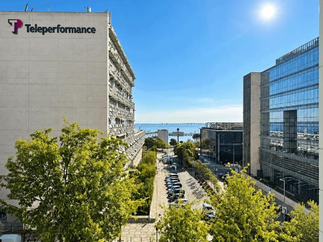 Apartamento alugar em São Nicolau, Lisboa
