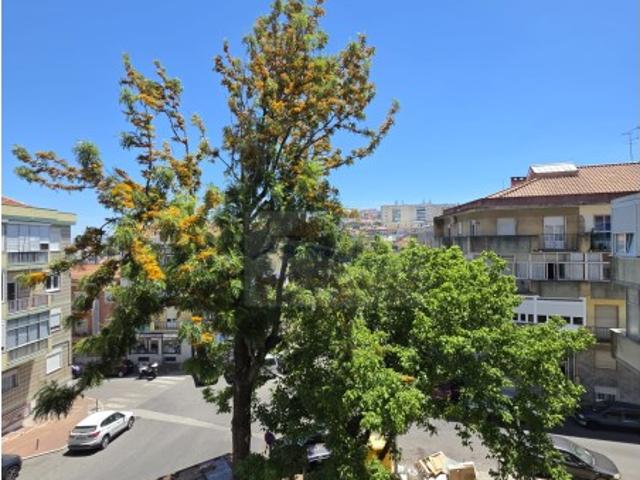 Apartamento venda em Damaia, Amadora