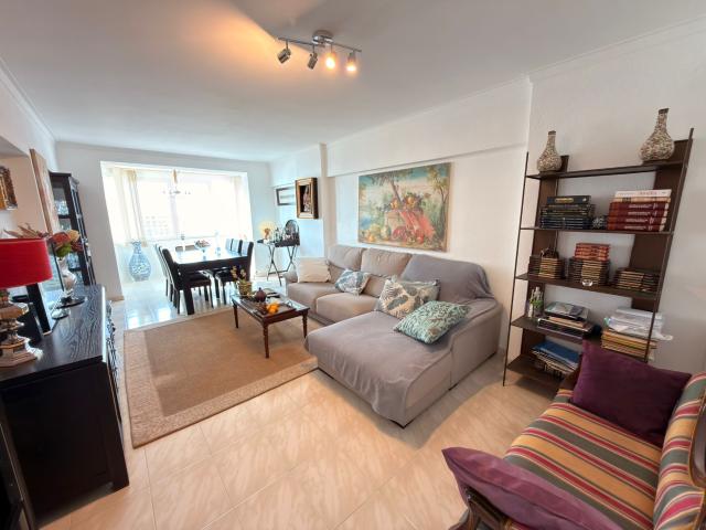 Apartamento alugar em Almada, Setúbal
