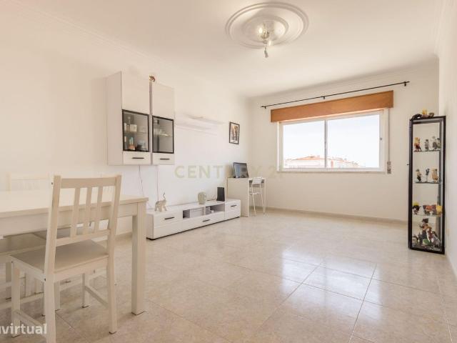 Apartamento venda em Quinta Do Conde