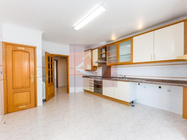 Apartamento venda em Bairro dos CTT, Odivelas