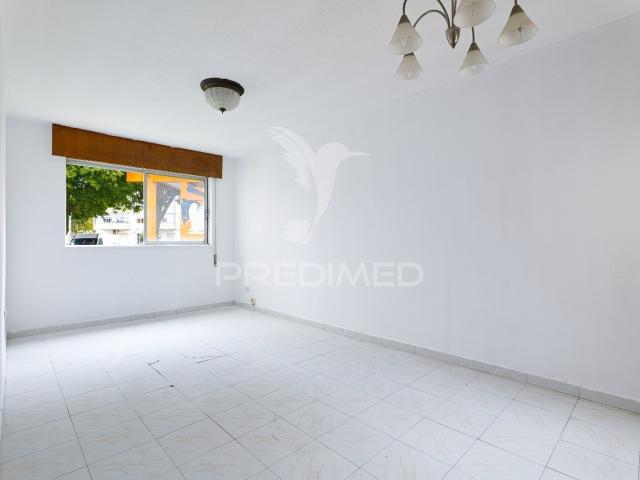 Apartamento venda em Vale de Milhaços, Seixal