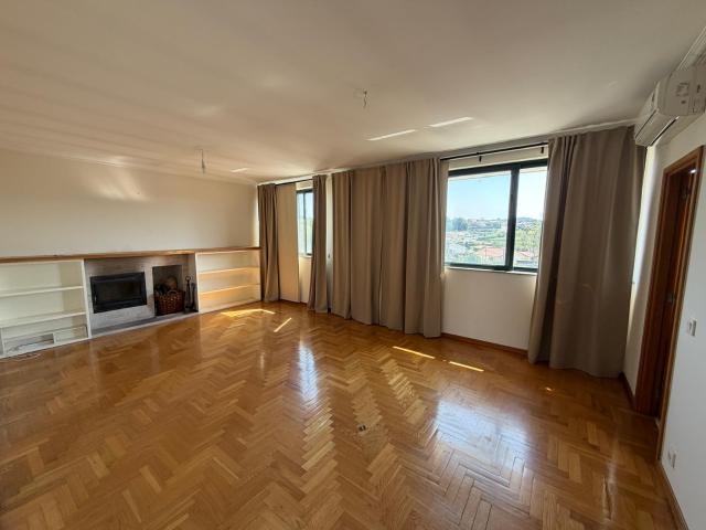 Apartamento alugar em Vila Nova De Gaia, Porto