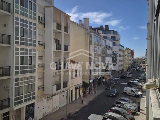Apartamento alugar em São Sebastião da Pedreira, Lisboa