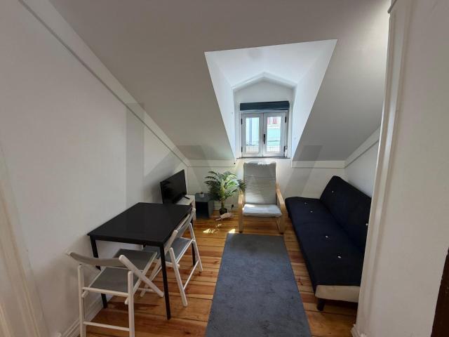 Apartamento alugar em Casal Ventoso, Lisboa