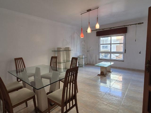Apartamento venda em Tapada das Mercês, Sintra