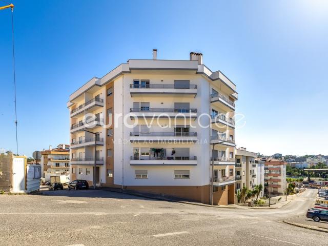 Apartamento venda em Cruz d'Areia, Leiria