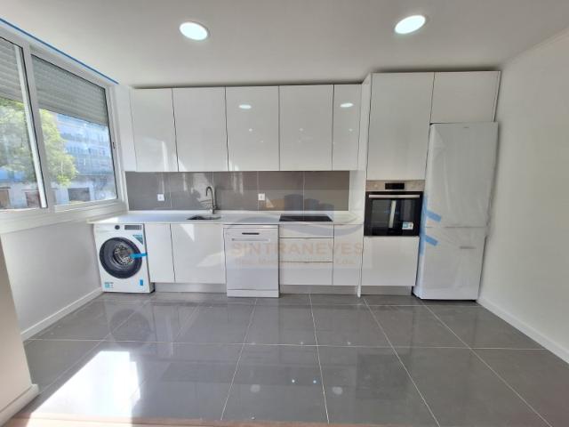 Apartamento venda em Reboleira, Amadora