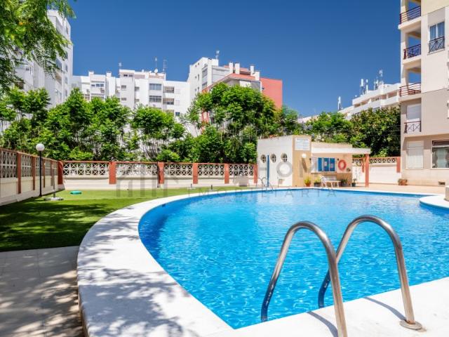 Apartamento venda em Armação De Pêra, Faro
