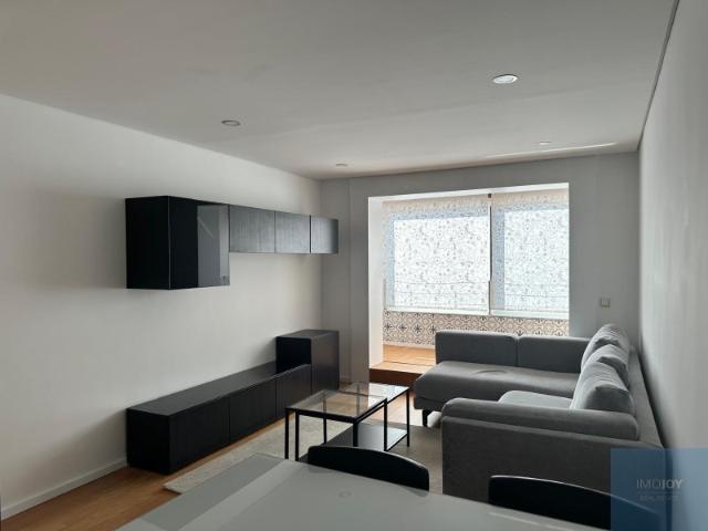 Apartamento alugar em Porto, Lordelo Do Ouro