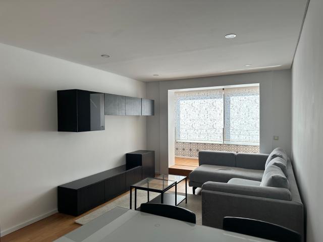 Apartamento alugar em Porto, Lordelo Do Ouro