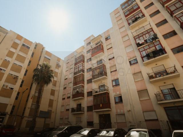 Apartamento venda em Carregado