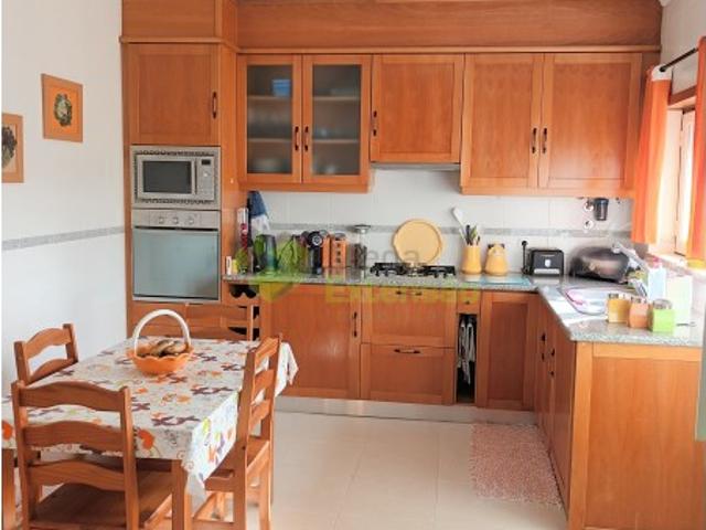 Apartamento alugar em Cadaval, Pêro Moniz