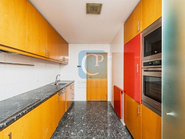 Apartamento alugar em Porto, Cedofeita
