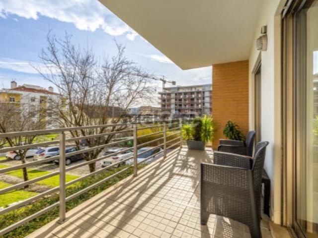 Casa venda em Guimarota, Leiria