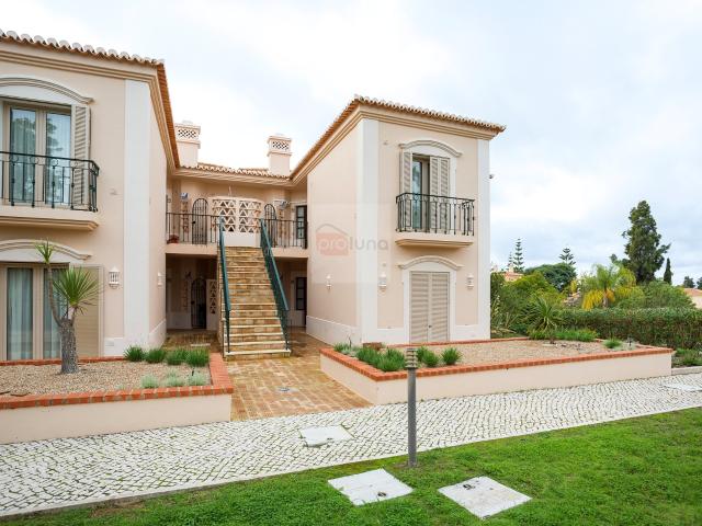 Apartamento venda em Lagoa, Faro
