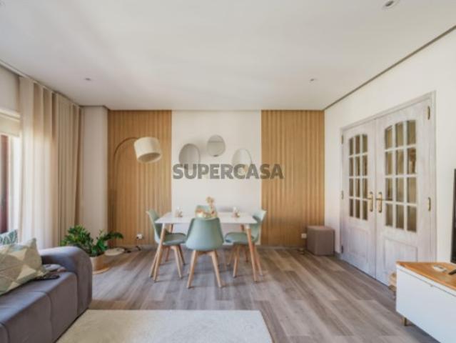 Casa venda em Jardim da Radial, Odivelas