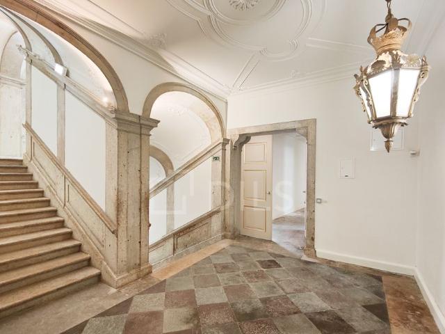 Apartamento alugar em Estrela, Lisboa