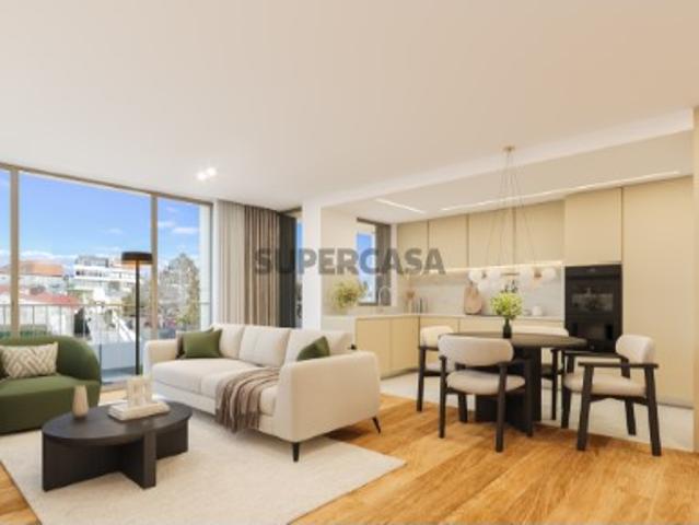 Casa venda em Porto, Lordelo Do Ouro