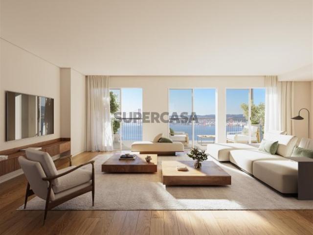 Casa venda em Ginjal, Almada