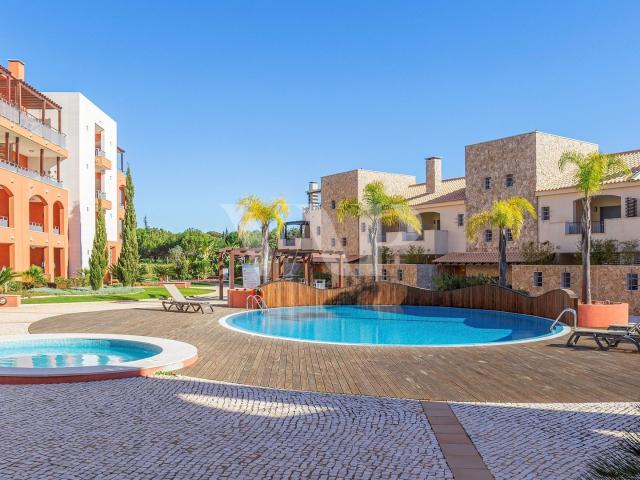 Apartamento venda em Quarteira, Loulé