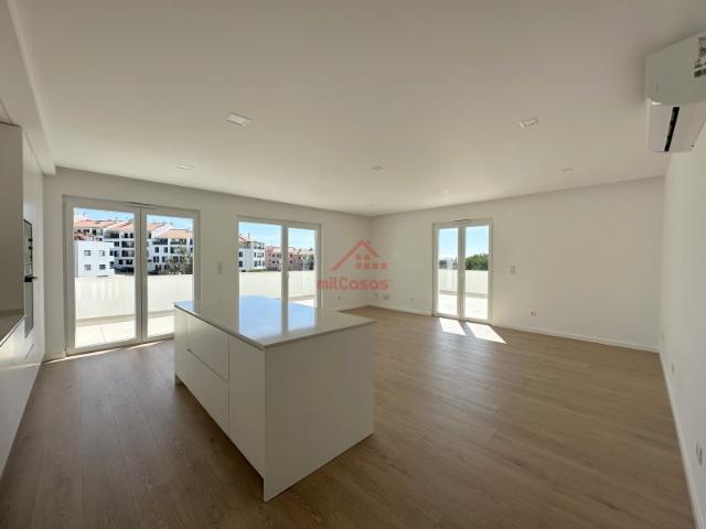 Apartamento alugar em Jogo da Bola, Mafra