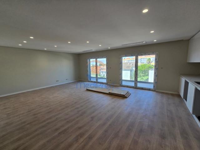 Apartamento venda em Torres da Bela Vista, Loures