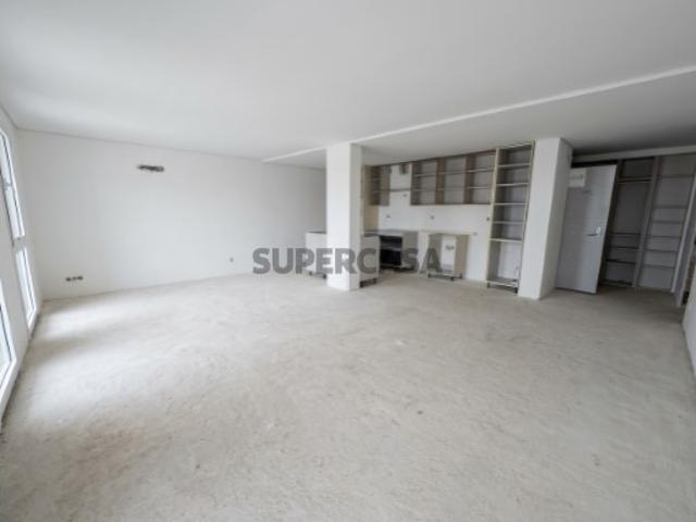 Casa venda em Ramada e Caneças, Odivelas