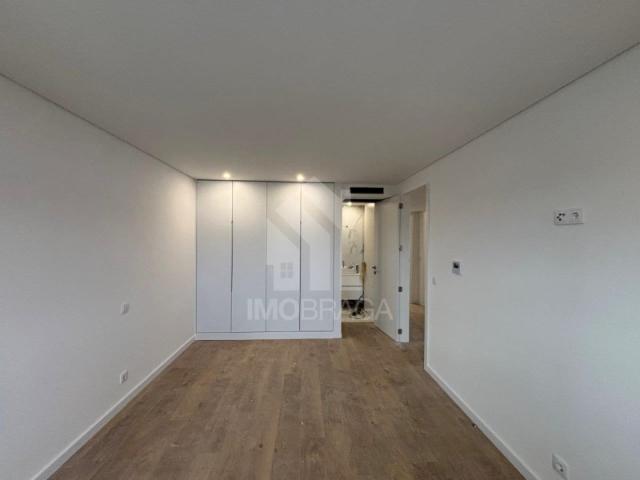 Apartamento venda em Braga (São Vicente), Braga