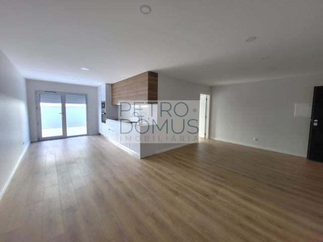 Apartamento venda em Marinheiros, Leiria