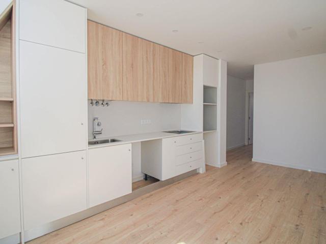 Apartamento venda em Bom Sucesso, Lomba do Poço Frio