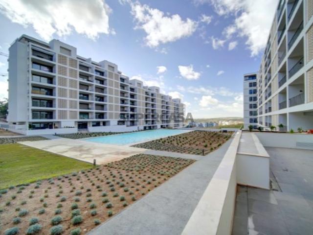 Casa venda em Santo António dos Cavaleiros e Frielas, Loures