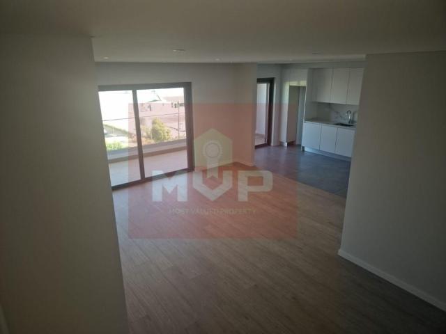 Apartamento venda em Faro
