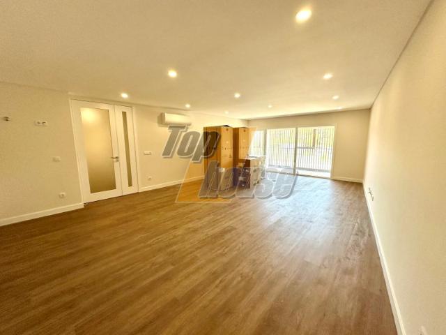 Apartamento alugar em Almada, Setúbal