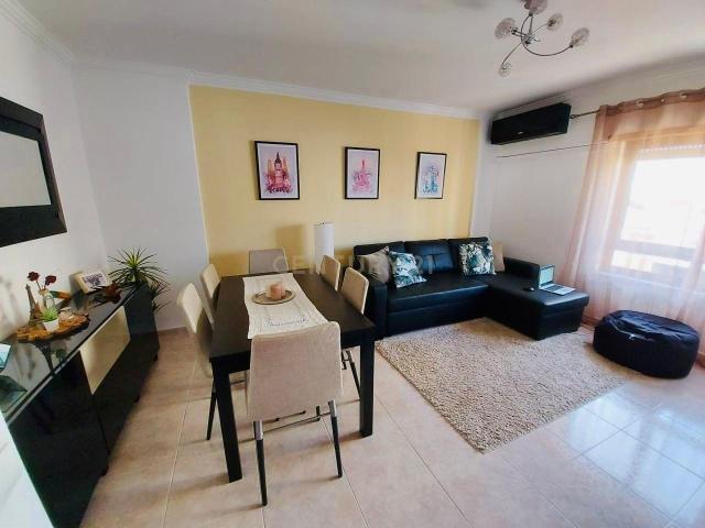 Apartamento venda em Casal do Chapim, Odivelas