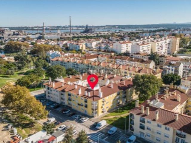 Casa venda em Seixal, Arrentela