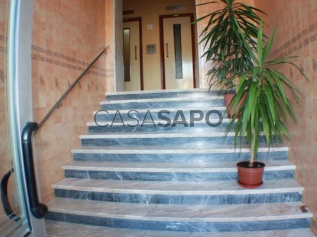 Apartamento alugar em Costa da Caparica, Almada