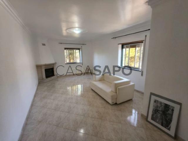 Apartamento alugar em Quintinhas, Almada