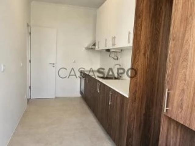Apartamento alugar em Almada Velha, Almada