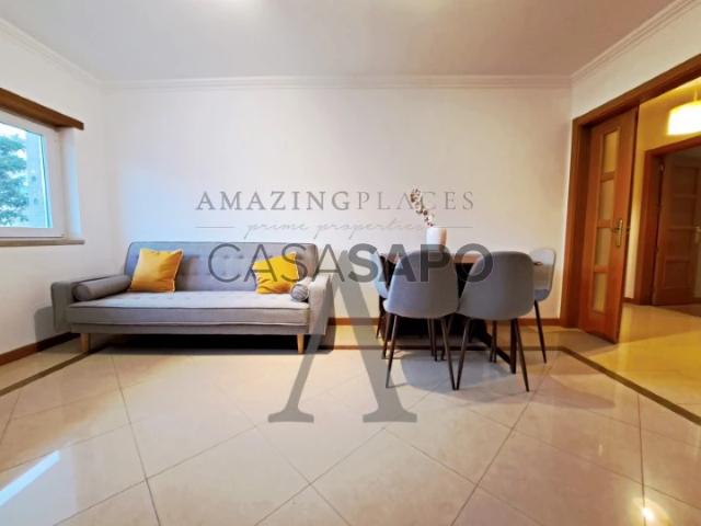 Apartamento alugar em Santo António da Caparica, Almada