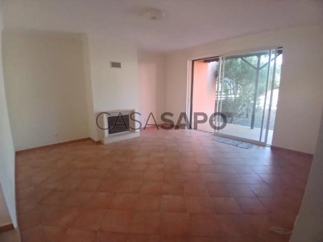 Apartamento alugar em Herdade da Aroeira, Almada