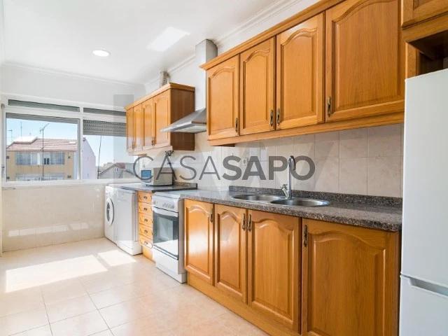 Apartamento alugar em Cova da Piedade, Almada