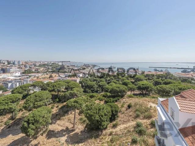 Apartamento alugar em Cova da Piedade, Almada